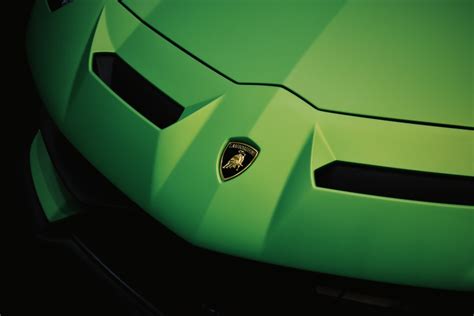 Foto De Coche Deportivo Lamborghini Verde Imagen Gratuita Verde En
