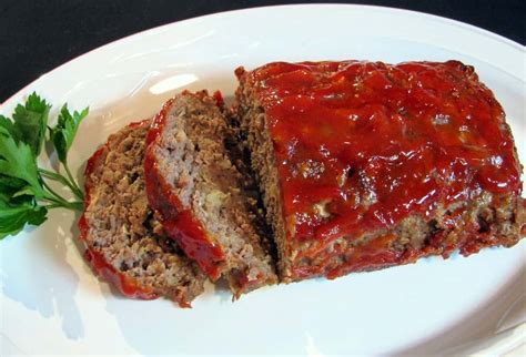 This will help the juices to redistribute and settle. Find out What to Serve with Meatloaf, it's Worth It! - FamilyNano