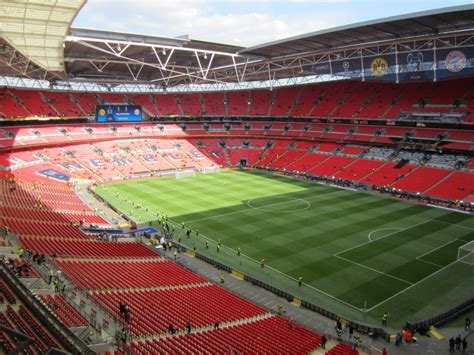Official instagram account of wembley stadium connected by ee. London, Tribünen des Wembley Stadion, 90 000 Plätze (25.05.2013) - Staedte-fotos.de