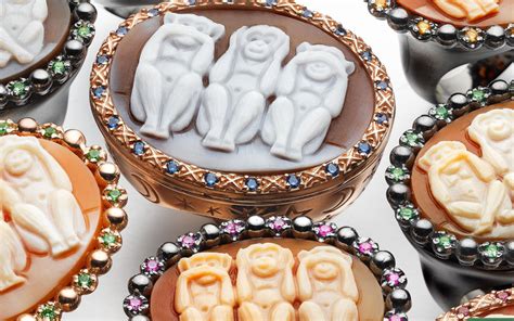 Cameos make memorable, heirloom gifts. Cameos by Amedeo Made in Torre del Greco