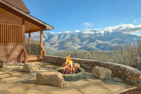 9 Incredible Cabins With Outdoor Fire Pits In Gatlinburg Tn