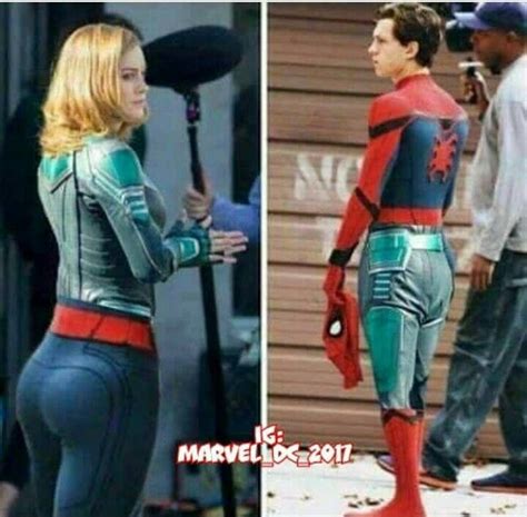 Spiderman And Captain Marvel Memes Memes Engraçados Ator De Cinema