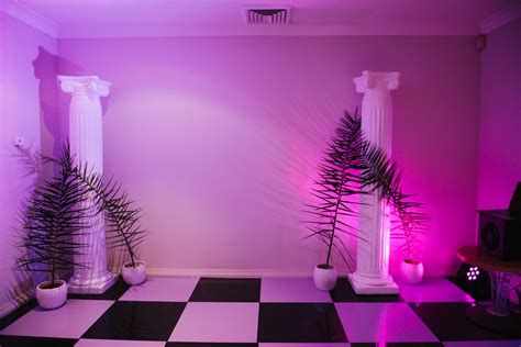Post all your art inspired by the music genre of vaporwave. Vaporwave themed party I hosted recently : Vaporwave