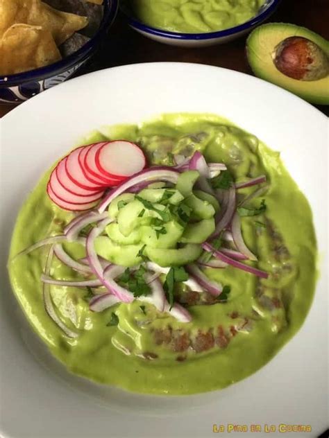 400 grams or 16/20 peeled tiger prawn, 1 cucumber, peeled 300 ml recipe and method. Avocado Aguachile With Shrimp - La Piña en la Cocina