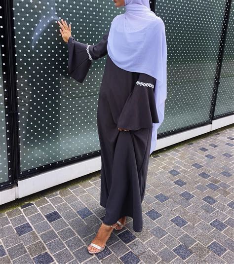 1497 Likes 30 Comments Bykha On Instagram “abaya Et Foulard Easymoodofficial ” Cute