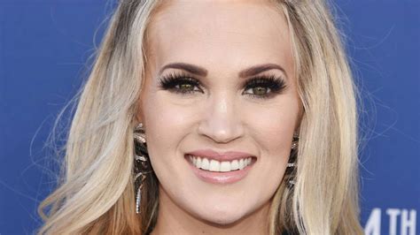 Carrie Underwood Causes A Stir In Low Cut Dramatic Gown In Jaw Dropping