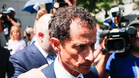 Disgraced Former Us Congressman Anthony Weiner Admits Sexting 15 Year Old World News Sky News
