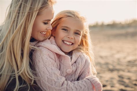 7 Special Ways To Build An Unbreakable Mother Daughter Bond Can Can Mom
