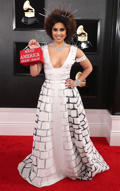 Pro Trump Singer Joy Villa Comes Dressed As A Literal Border Wall For The 2019 Grammys Grammys
