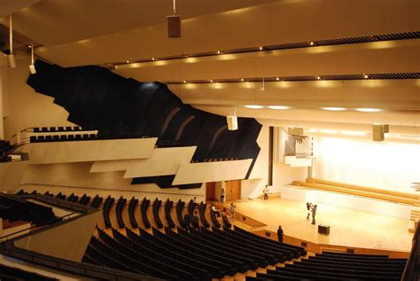 Finlandia hall (1971) helsinki, finland. Alvar Aalto - Finlandia Hall, Helsinki - interior（画像あり） | 検索