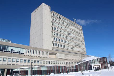 Laurentian university offers a number of master's degree programs in english and french in subjects such as humanities, human kinetics, sociology, business administration, architecture and chemical. COVID-19: Laurentian announces it's cancelling classes ...