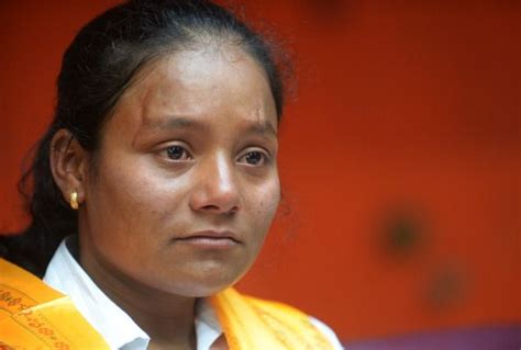 Arunima Sinha Lost Her Leg When Some Robbers Pushed Her Out Of A Moving