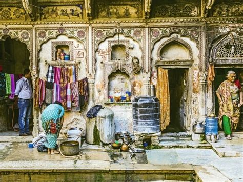 The Fascinating Story Of The Abandoned Havelis Of Shekhawati In