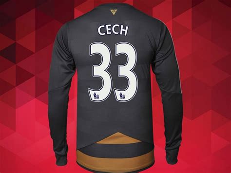 Petr Cech To Wear The No 33 Shirt At Arsenal £11m Czech Goalkeeper