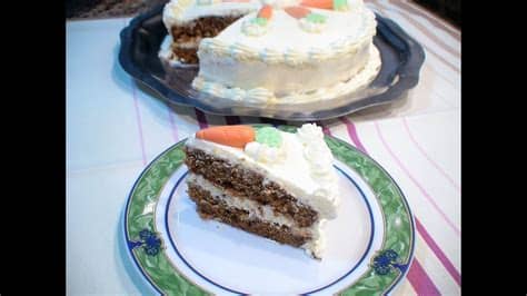 Hoy vamos a preparar un aperitivo de nachos con queso, propio, claro, de la comida mexicana. Receta Carrot Cake (Tarta de Zanahoria con crema de queso ...
