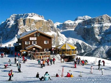 Cerchi altre case e appartamenti in vendita? LE MIGLIORI 10 case vacanza a Campitello di Fassa nel 2021 ...