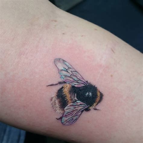 Bee Tattoos And Designs Page 205 Get Free Tattoo Design Ideas