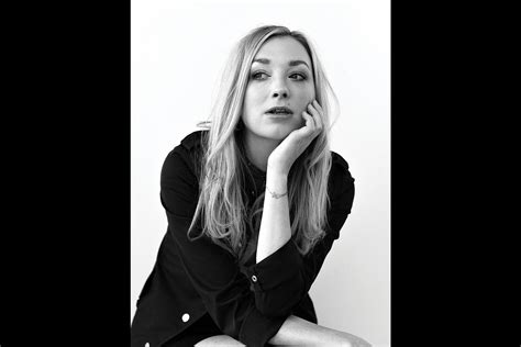 She was born in 1980s, in millennials generation. Sandra Beijer: »Tonåringar är helt enkelt störiga«
