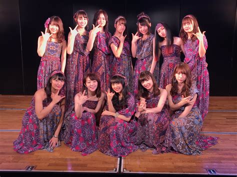 有名人「高橋みなみ x 峯岸みなみ卒業コンサート」ツイート一覧。峯岸みなみ卒業コンサート、高橋みなみ・小嶋陽菜1期生や大島優子・指原莉乃og大集結‼️ ノースリーブス再結成『17live presents a. 峯岸みなみ on Twitter: "AKB48 12周年。デビューも12周年。 いつまで ...