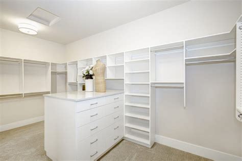 Get what you are looking for. Walk-in Closets - 180 Closet Design