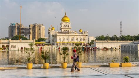 Gurudwara Bangla Sahib Sikh Gurdwara Connaught Place New Delhi