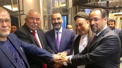 مصحف كامل للقارئ الشيخ عبدالرشيد صوفي برواية خلف عن حمزة. "د دوستم او عطا دفترونه د الوتکې خبر په ردولو سره خپل شرم ...