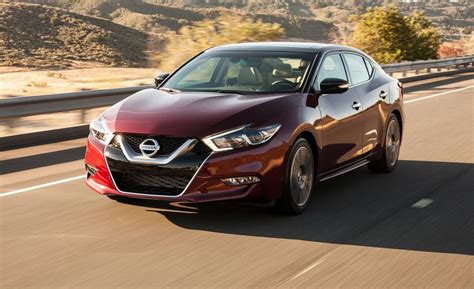 2016 Nissan Maxima First Drive Review Car And Driver