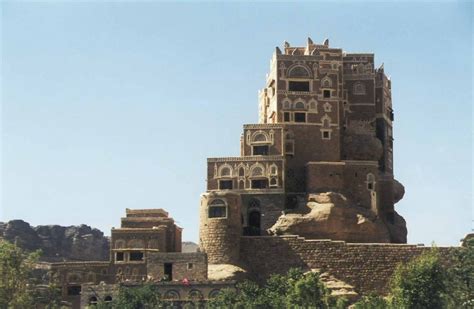 The Palace Of The Imam Yahya In Yemen Pictolic
