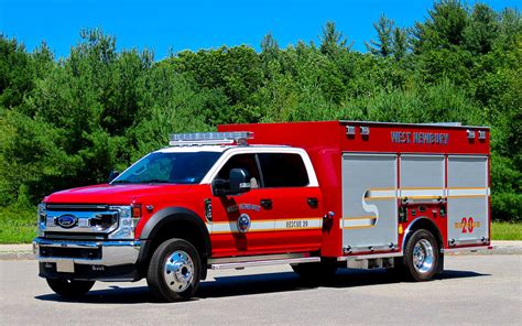 Light Rescue Fire Truck Bulldog Fire Apparatus Images And Photos Finder