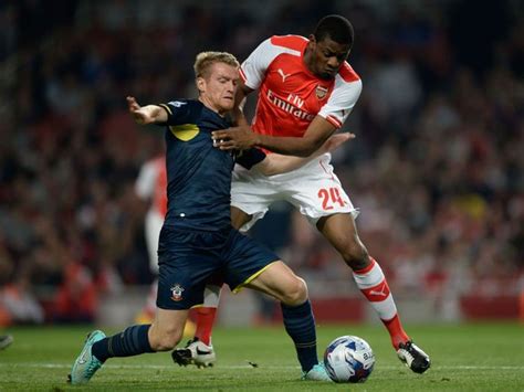 Abou Diaby Latest Released Arsenal Man Will Use Training Facilities