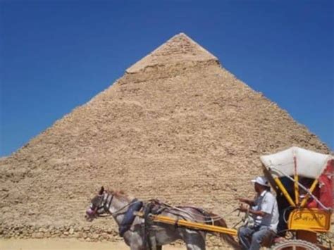 Pyramid Of Khafre Giza What To Expect Timings Tips Trip Ideas