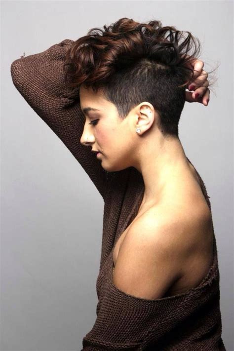 The beautiful pixie haircut 2020 for short hair women to make them gorgeous. 6 Cute and Fashionable Curly Pixie Cut Looks | HairstylesOut