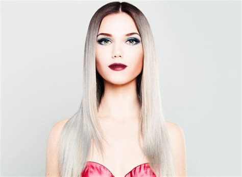 20 Most Flattering Hair Colors For Ladies With Green Eyes In 2024
