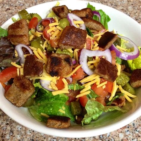 This meatloaf is so cheesy. Pioneer Woman's Cheeseburger Salad *Deluxe* By deluxe, I added crumbled bacon! | Cooking recipes ...