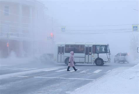 Temperatures In Yakutsk World S Coldest City Plunge To 62 7°c World News