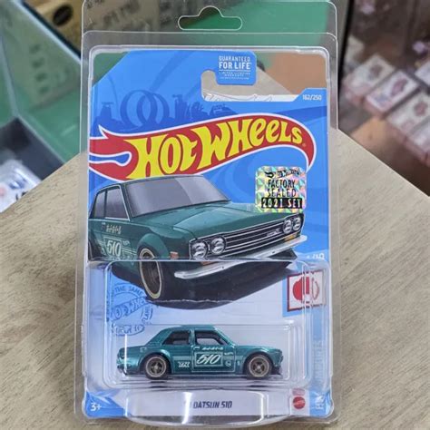 Hot Wheels Super Treasure Hunt Datsun With Protector Case