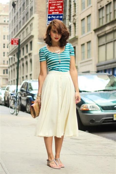 Picture Of Chic Retro Outfit Ideas That Every Girl Will Like 23