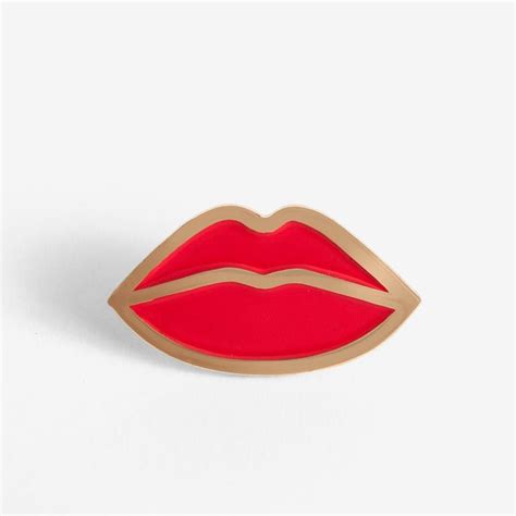 Lips Pin The Good Twin Retail Badges Lips Pin Pin Pals Cute Posts