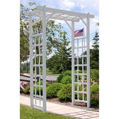 Las transparencias de las cortinas laterales en negro la visten de misterio e intimidad. Elmwood Vinyl Arbor | Arco de jardín, Jardin ingles, Pergolas de madera