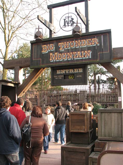 Big Thunder Mountain Disneyland Park France Coasterpedia The