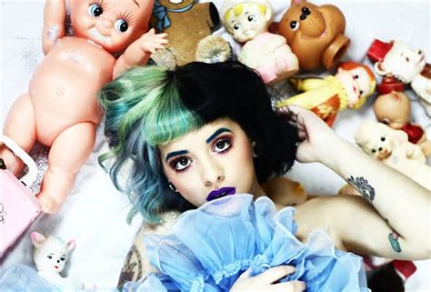 和訳 Cent Store Melanie Martinez ロンリーハーツクラブ