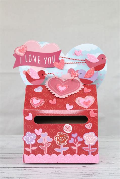 In this article i'll be sharing with you the special crafts that i found in my search. DIY Valentine's Day Ideas for Kids | Yesterday On Tuesday