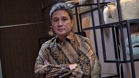 Hilmar Farid Sosok Di Balik Kontroversi Kamus Sejarah Indonesia Jilid