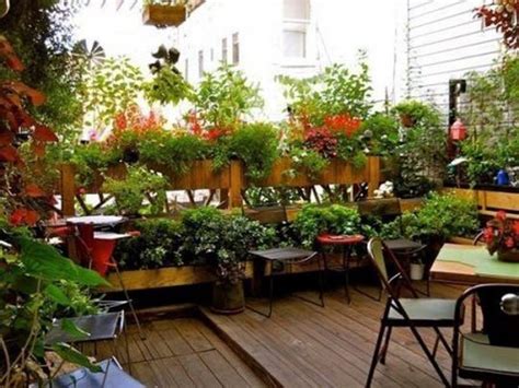 You can grow beautiful plants even if you don't have a backyard. 22 Great Balcony Garden Ideas Which Connect Your Urban ...