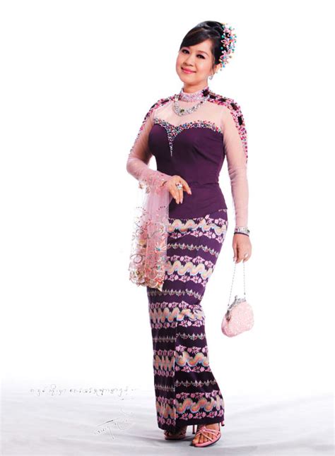 Photo Model Myanmar Famous Actress Eaindra Kyaw Zin Moe Hay Ko May