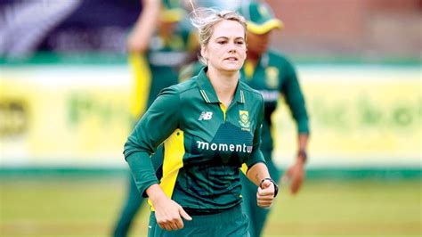 Van Niekerk Blast South Africa Emerging Women To Series Win Sports Leo