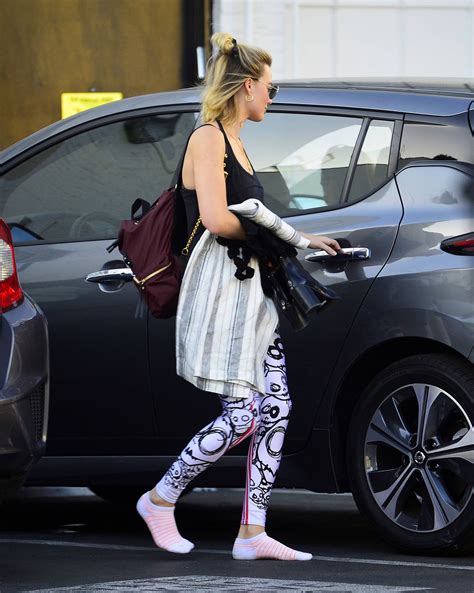 Margot Robbie In Skull Pattern Leggings Leaving Gym In La 06112018 • Celebmafia