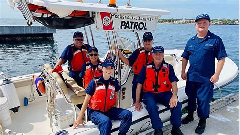 Coast Guard Auxiliary Helps Students Succeed
