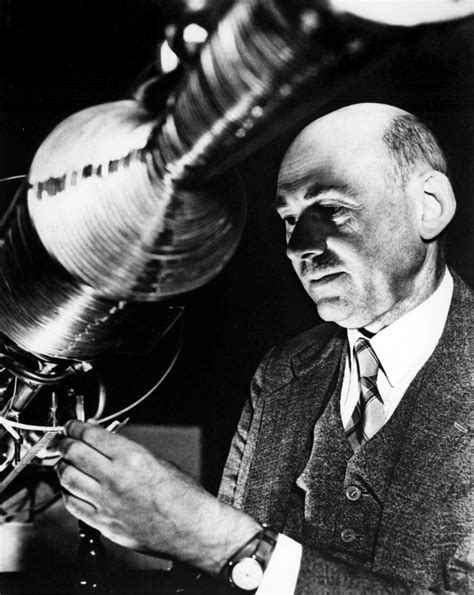 Robert Goddard Biography And Facts Britannica