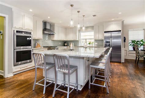 We did not find results for: Large eat in island - Transitional - Kitchen - Dallas - by ...